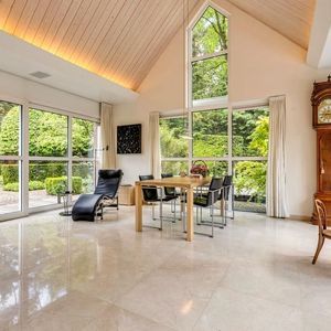 Haagdoorn 11 Photo 4