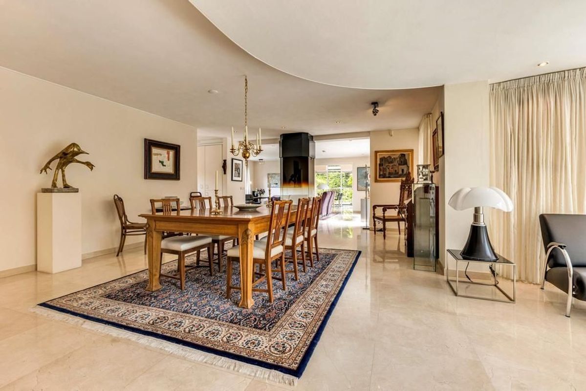 Haagdoorn 11 Photo Blur 11