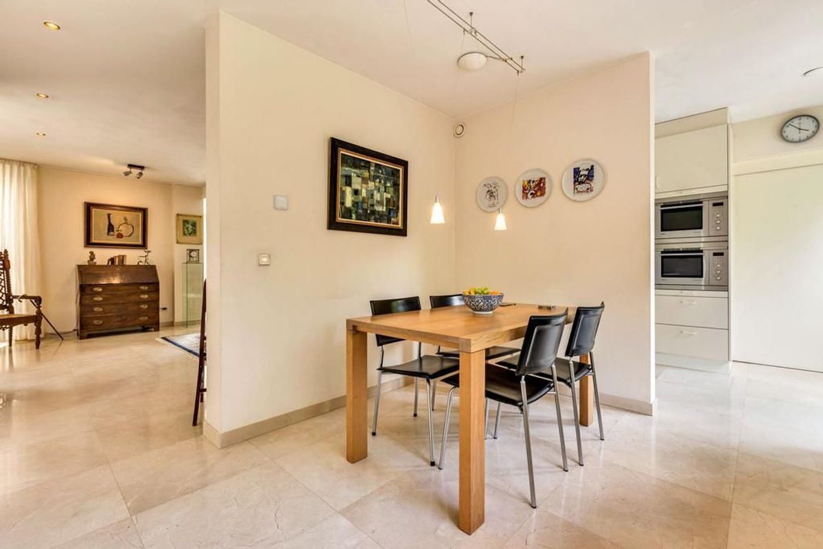 Haagdoorn 11 Photo Blur 13