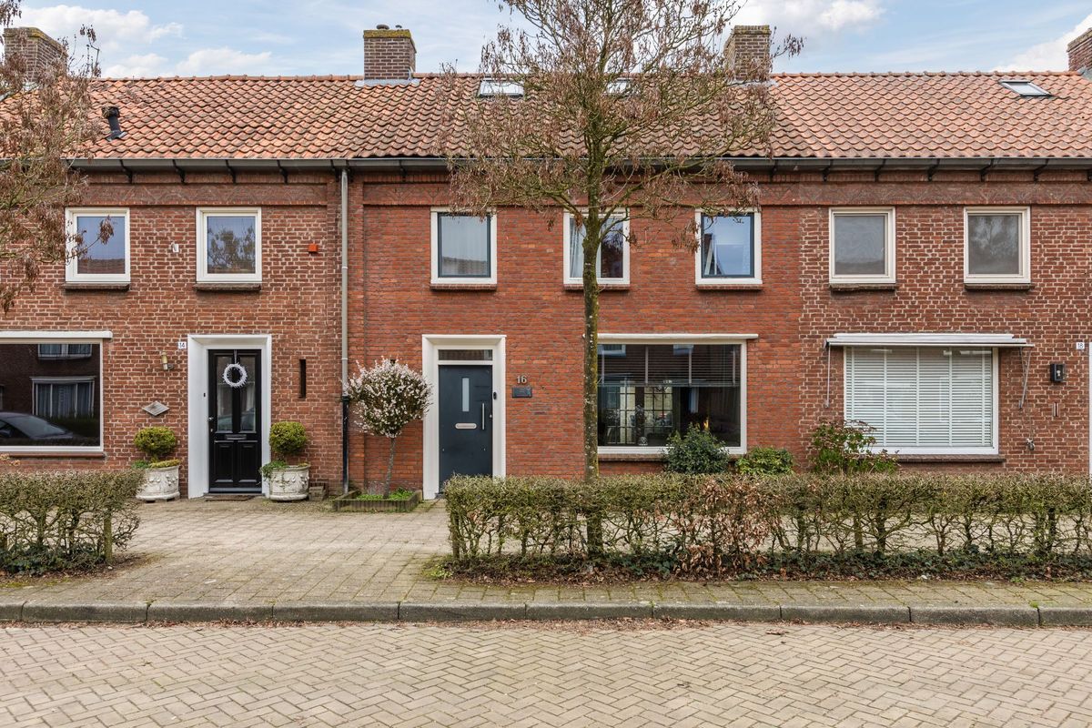 Burgemeester Philipsenstraat 16 Photo Blur 29