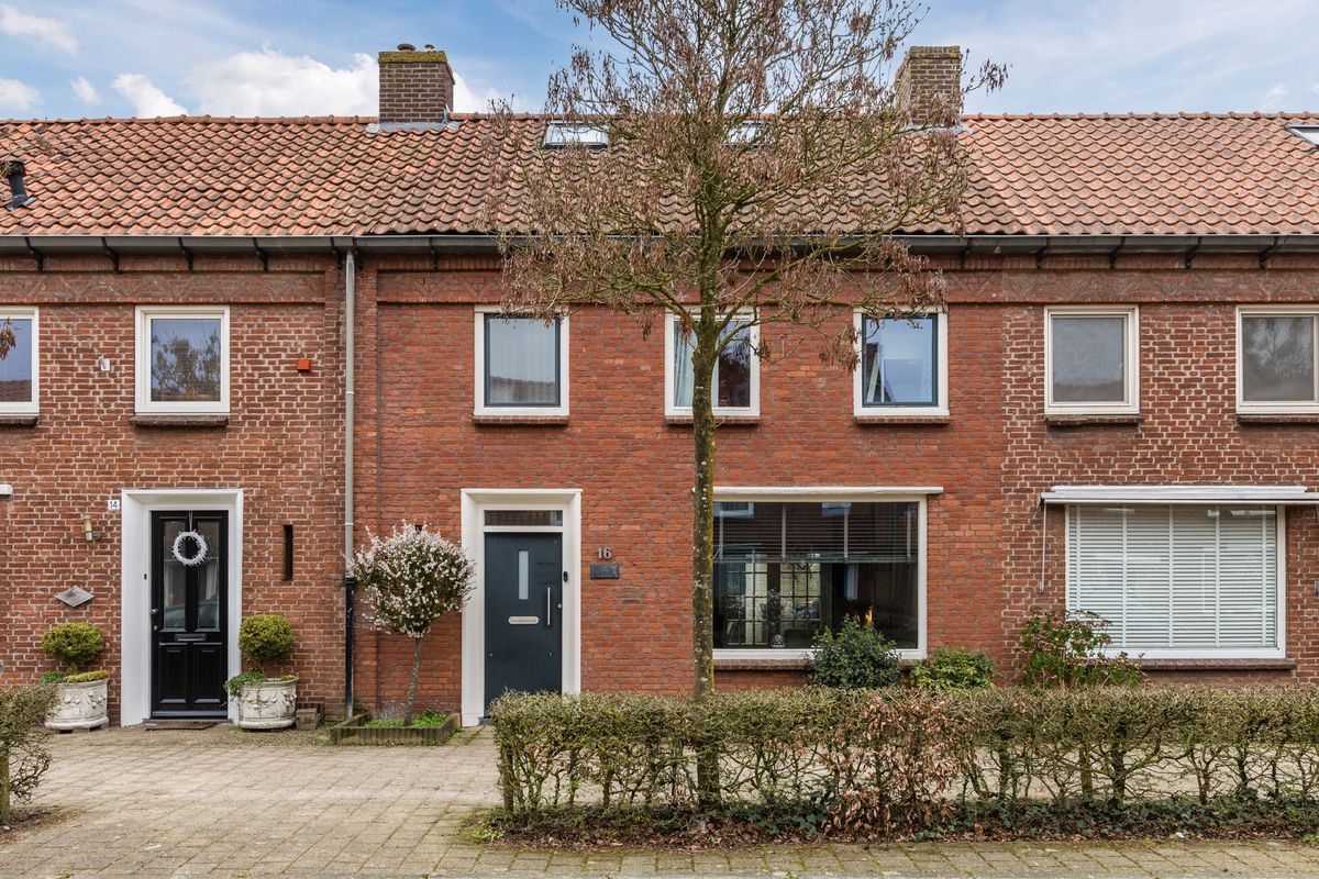 Burgemeester Philipsenstraat 16 Photo Blur 0