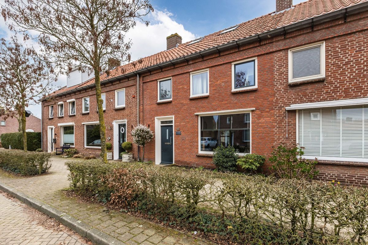 Burgemeester Philipsenstraat 16 Photo Blur 30