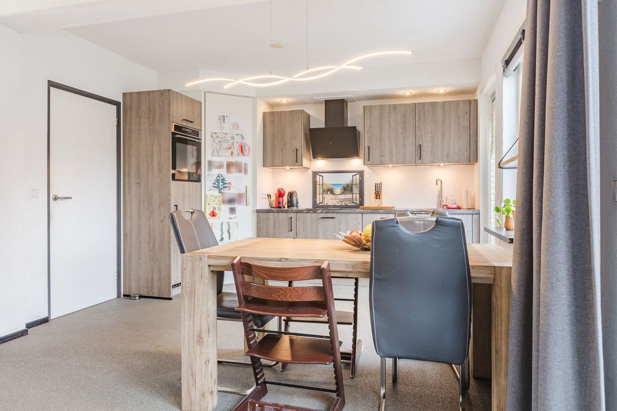 Burgemeester Philipsenstraat 16 Photo Blur 8