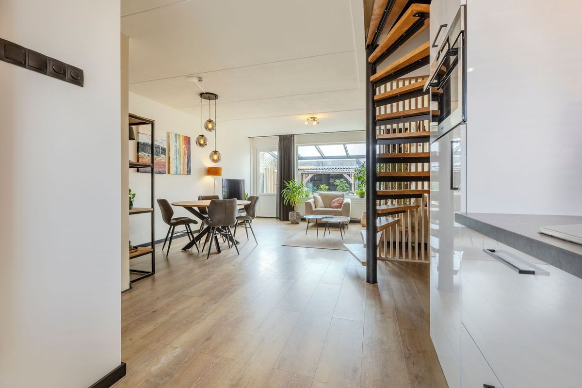 Veliusstraat 7 Photo Blur 9