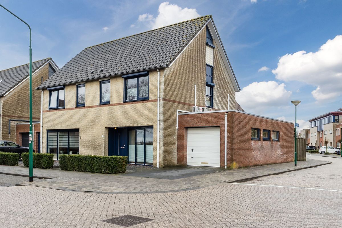 Rooseveltstraat 11 Photo Blur 0