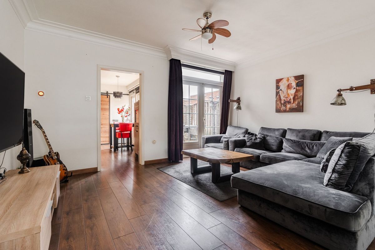 Hulst 13 Photo Blur 5