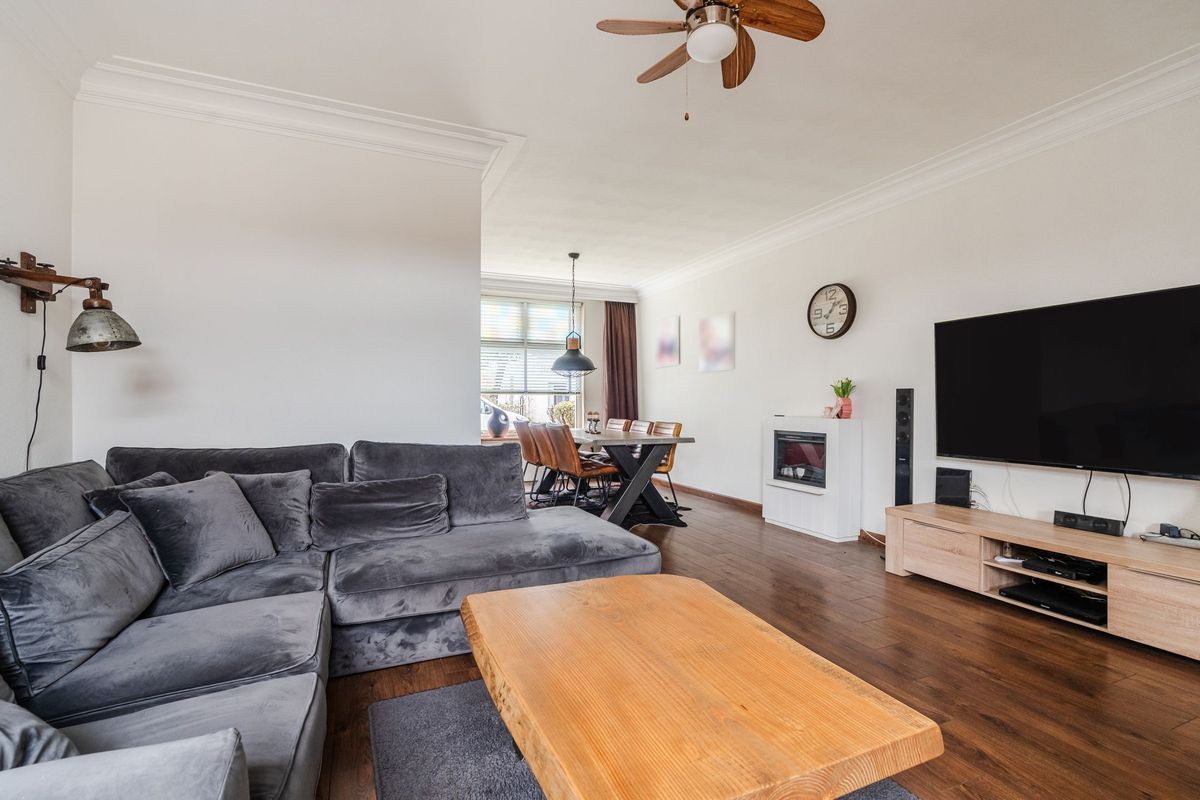 Hulst 13 Photo Blur 6