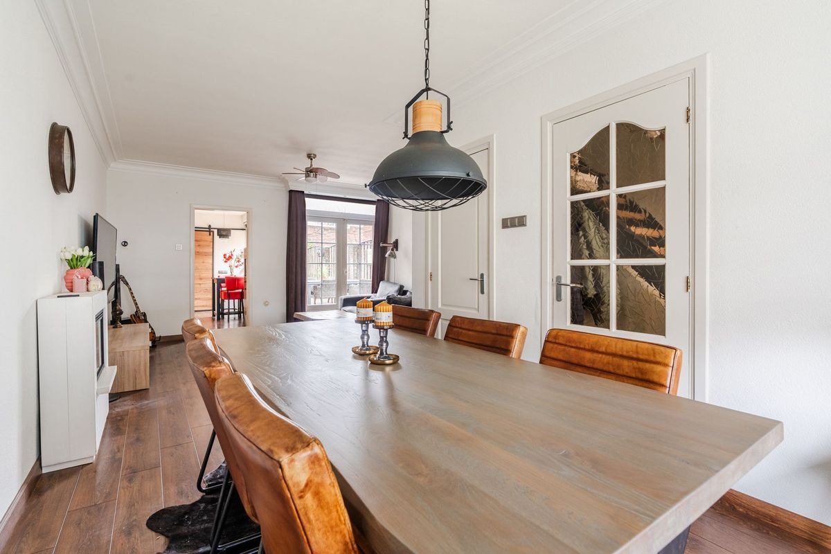 Hulst 13 Photo Blur 9