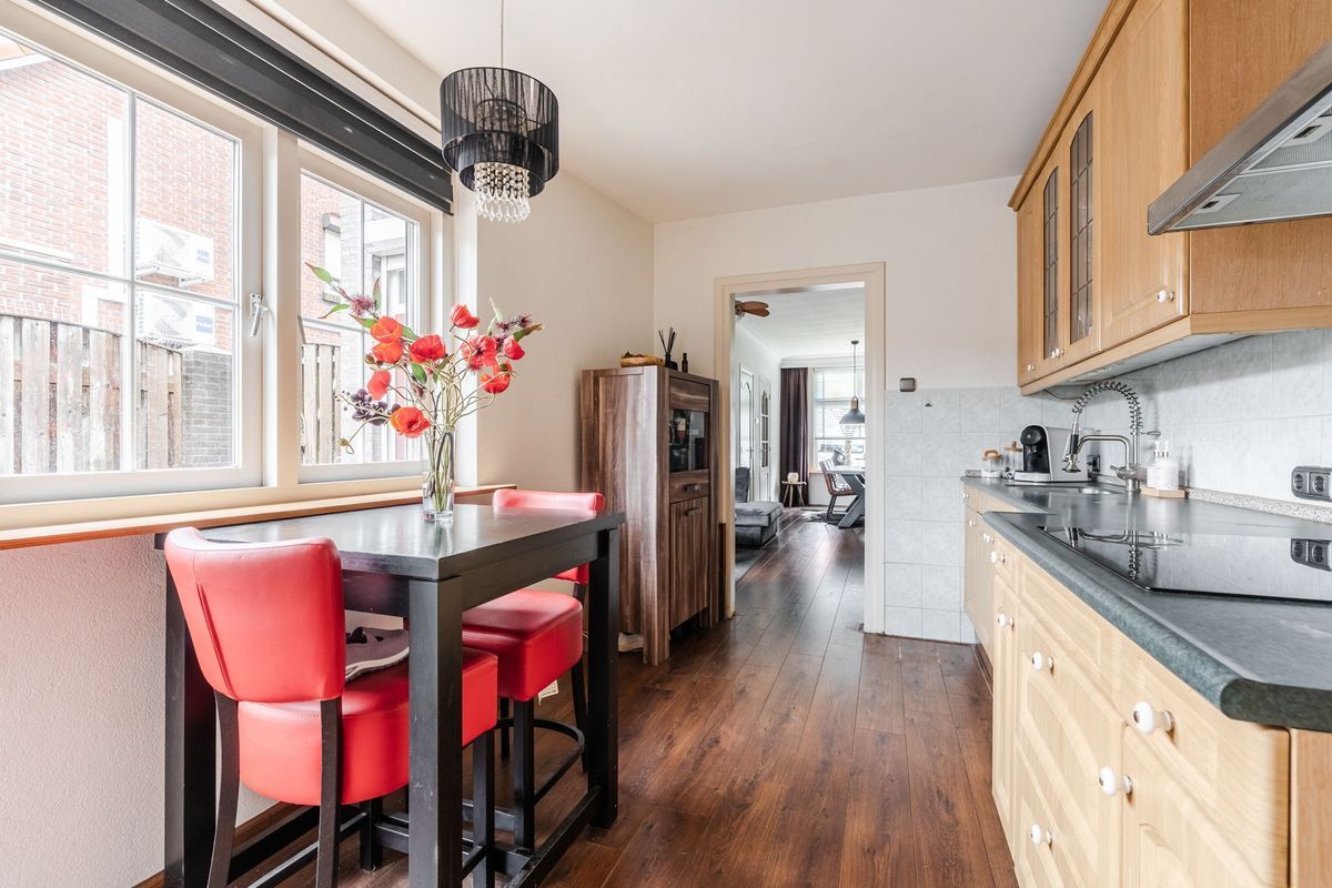 Hulst 13 Photo Blur 13