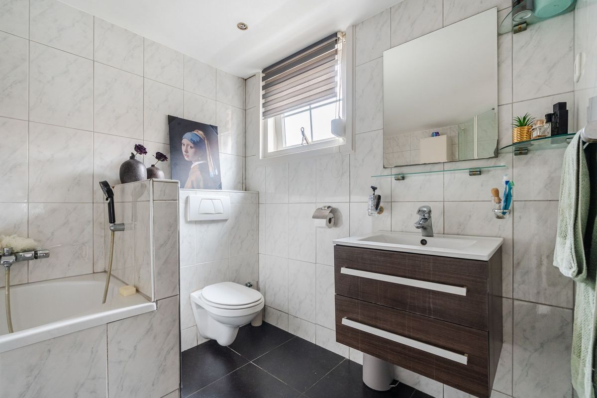 Hulst 13 Photo Blur 16