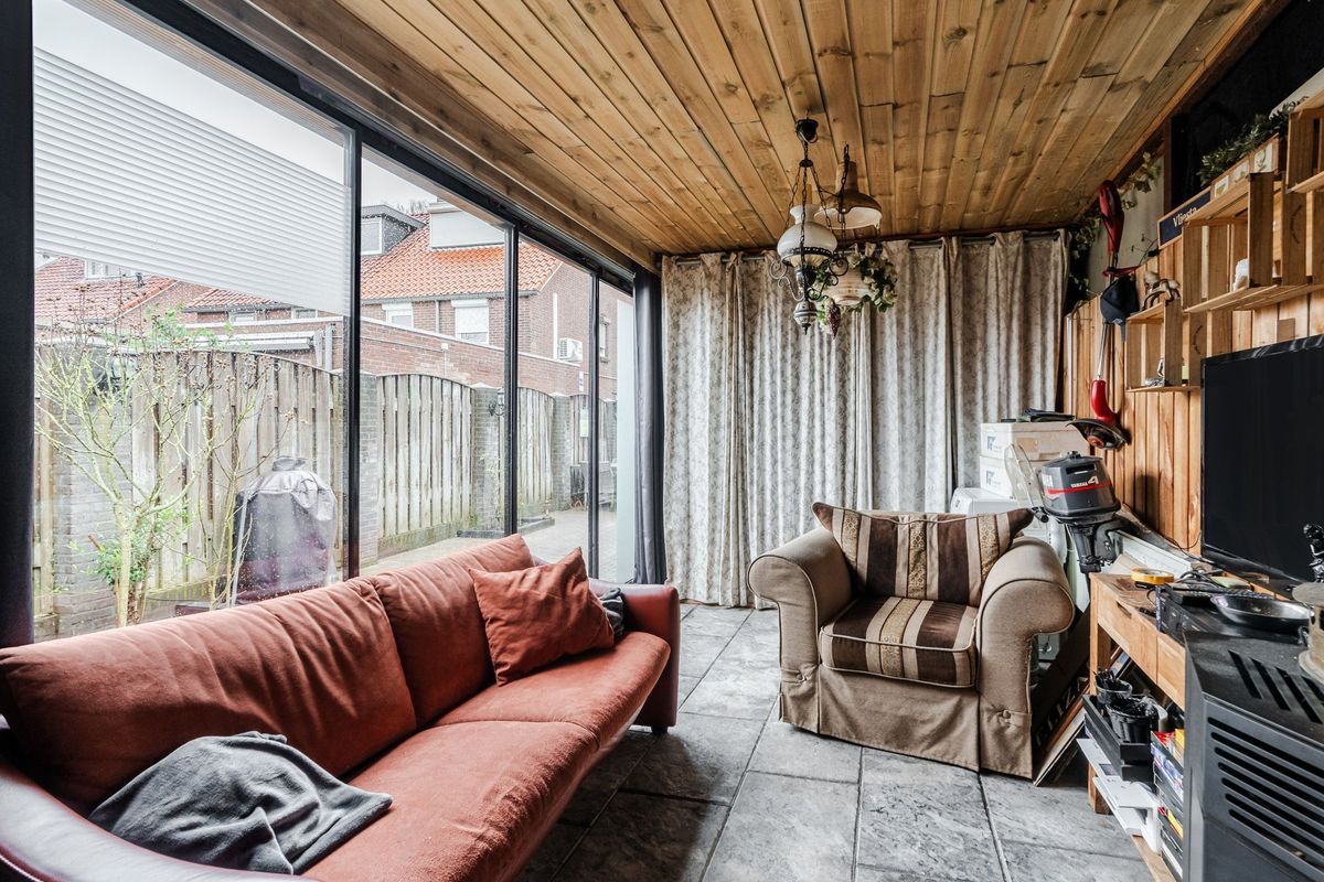 Hulst 13 Photo Blur 33