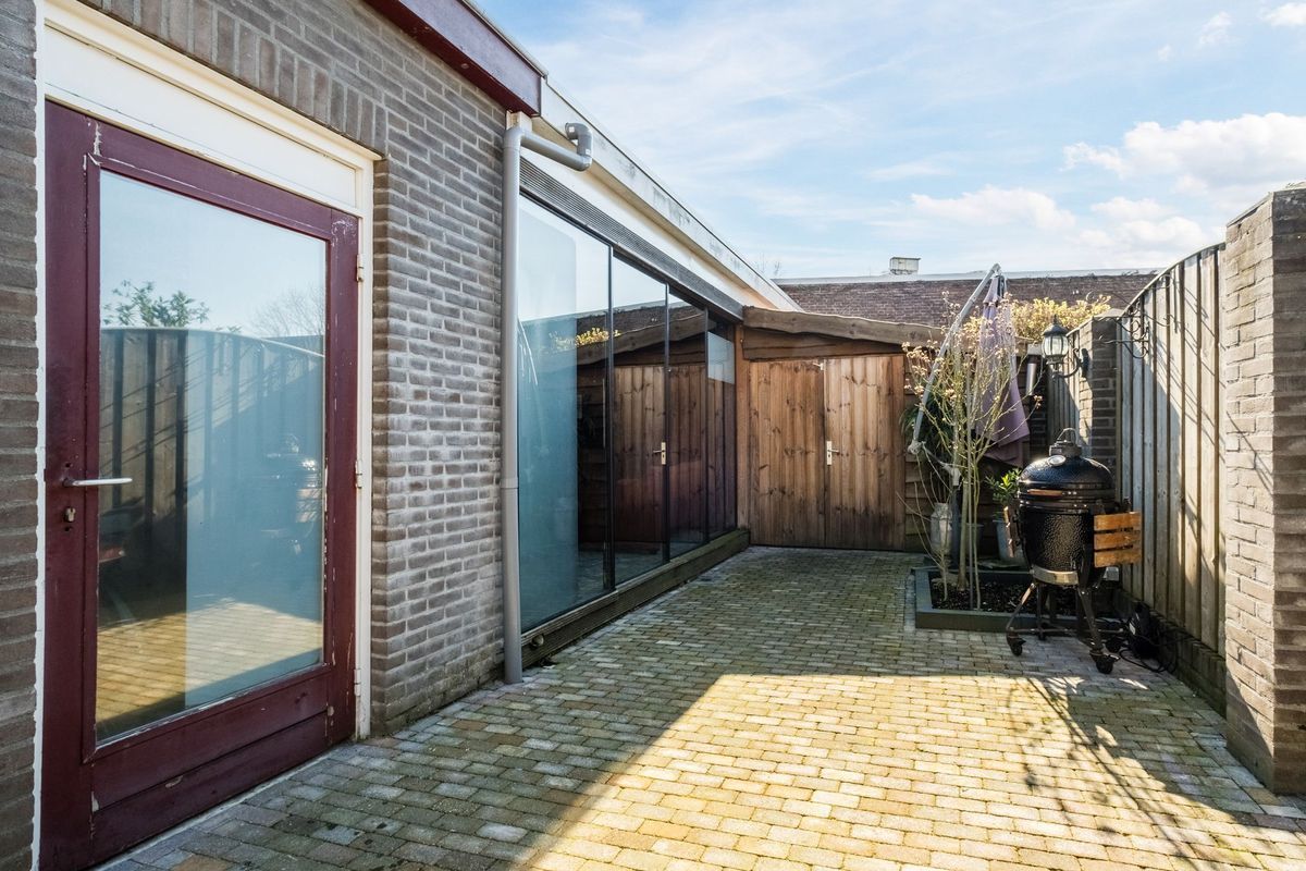 Hulst 13 Photo Blur 44