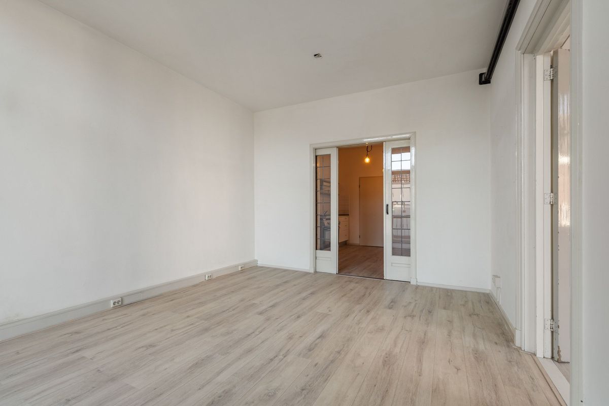 Ginnekenweg 129 - A Photo Blur 9