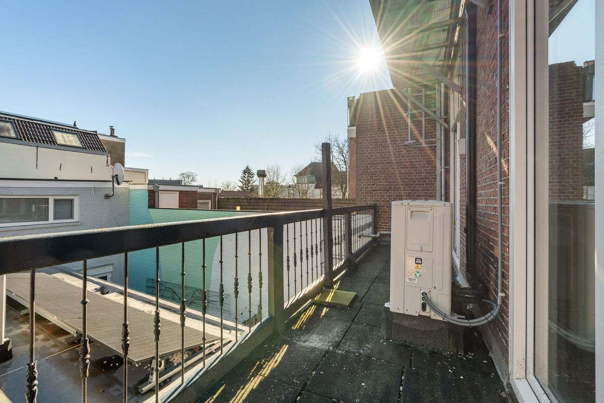 Ginnekenweg 129 - A Photo Blur 16