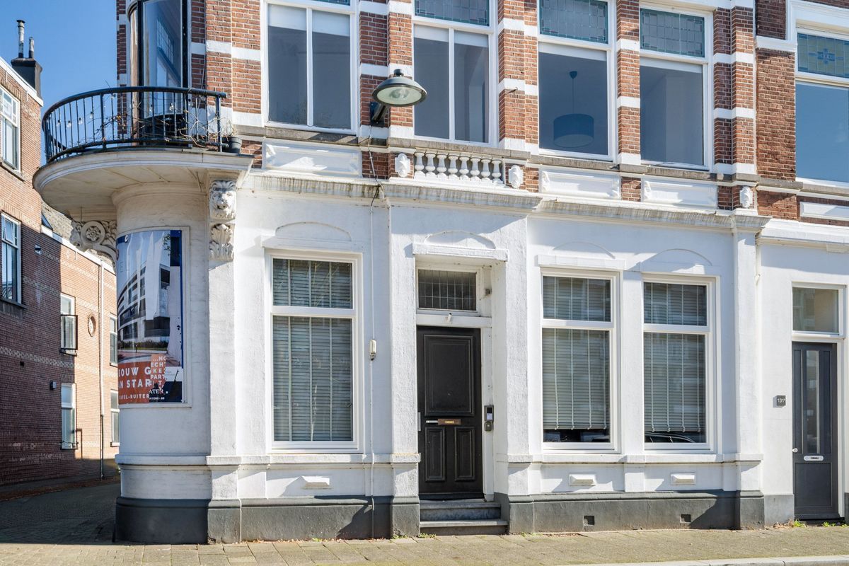 Ginnekenweg 129 - A Photo Blur 4