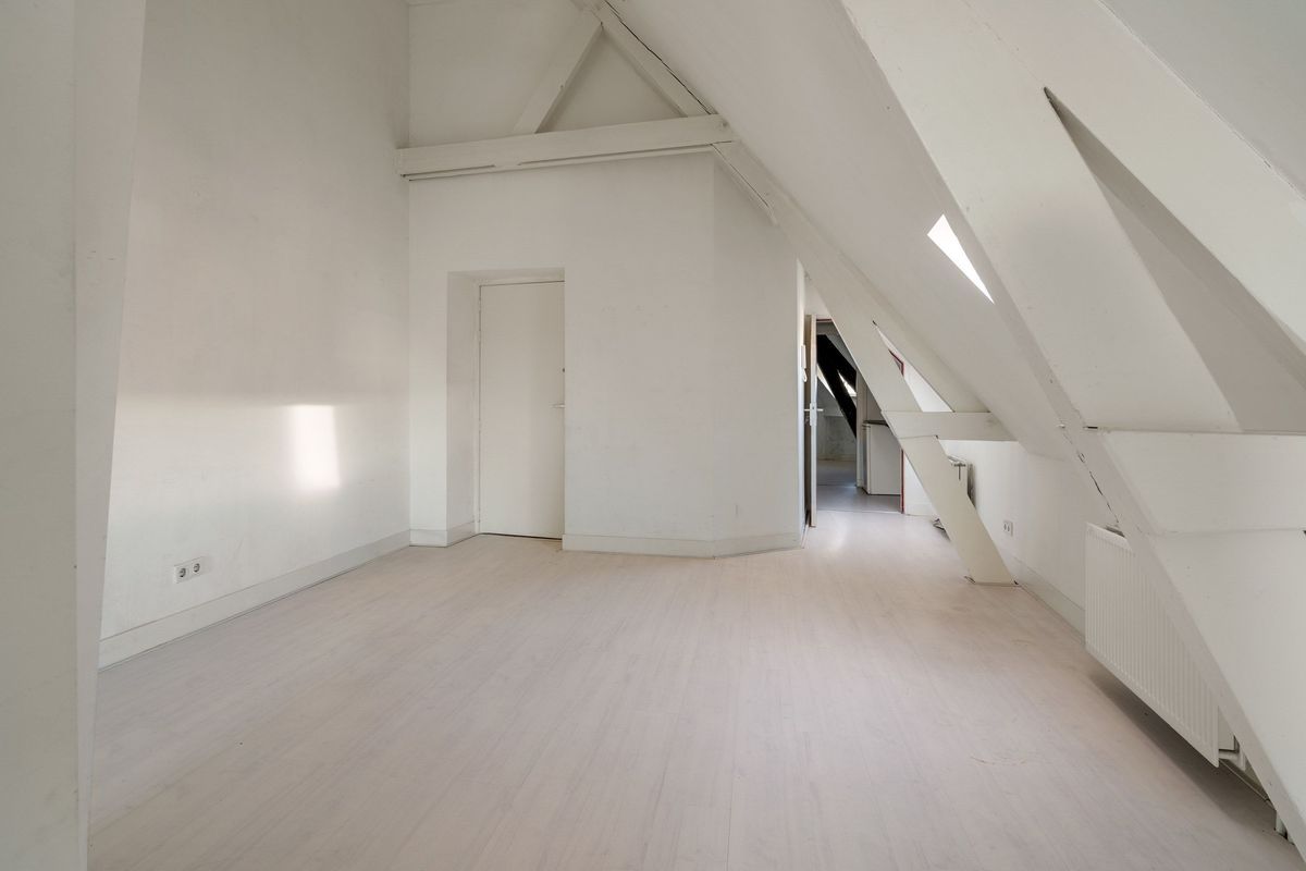 Ginnekenweg 129 - B Photo Blur 7