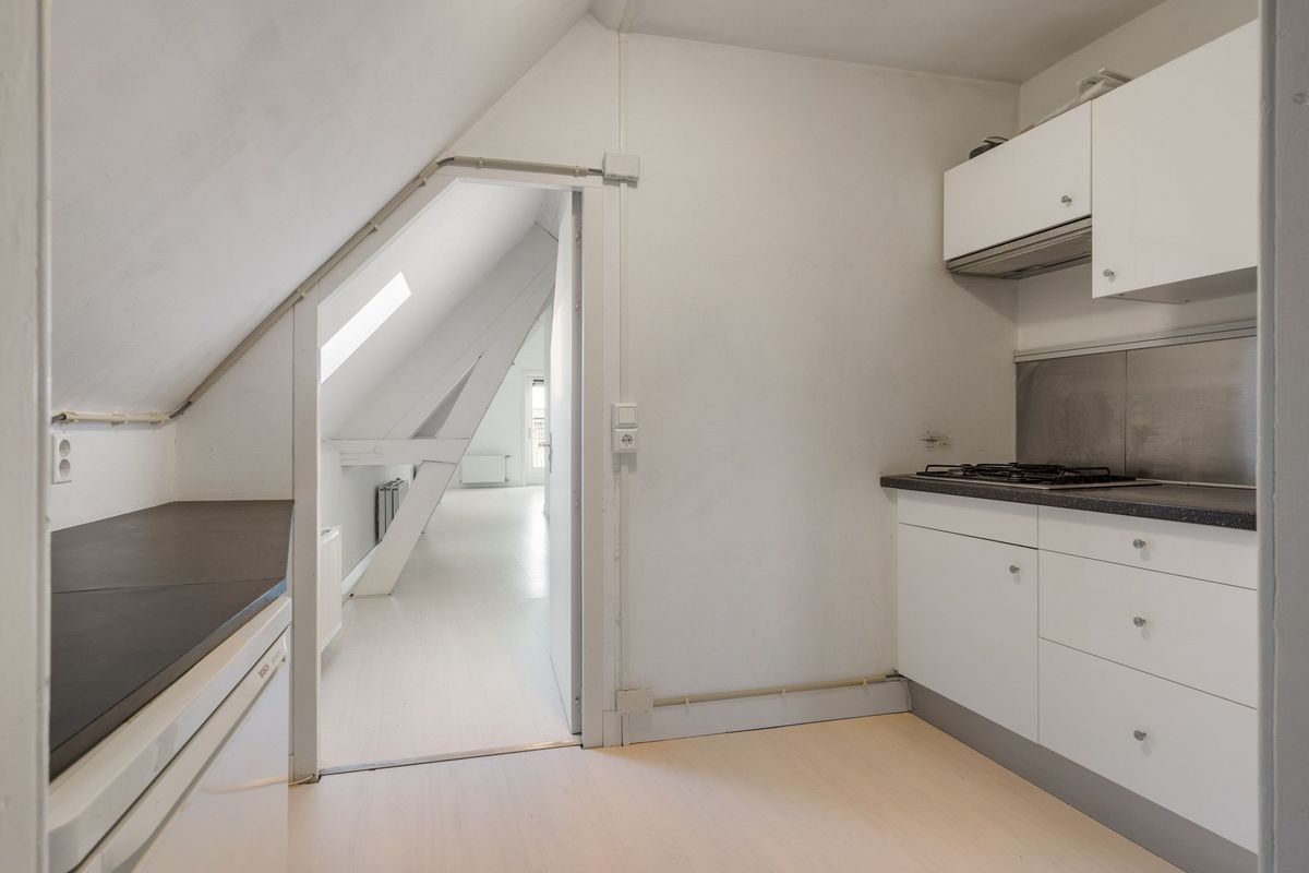 Ginnekenweg 129 - B Photo Blur 8