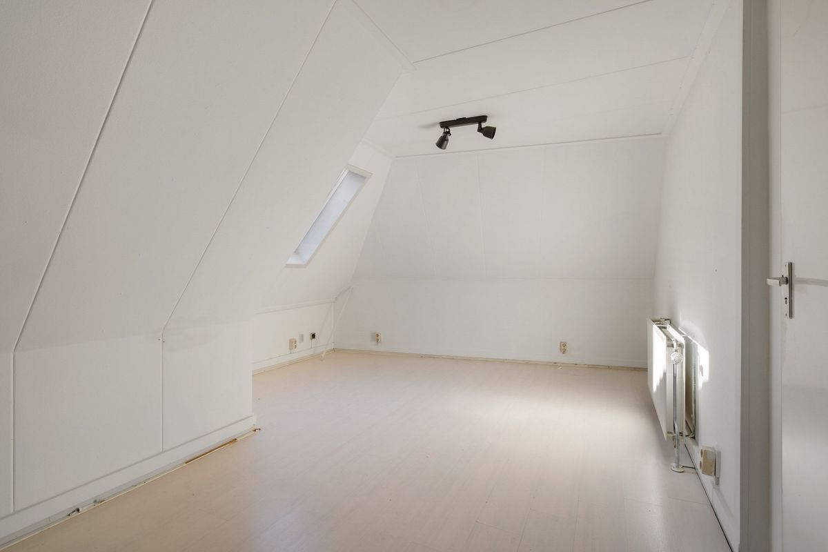 Ginnekenweg 129 - C Photo Blur 8