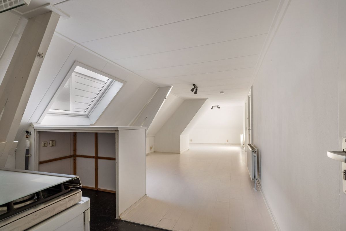 Ginnekenweg 129 - C Photo Blur 12