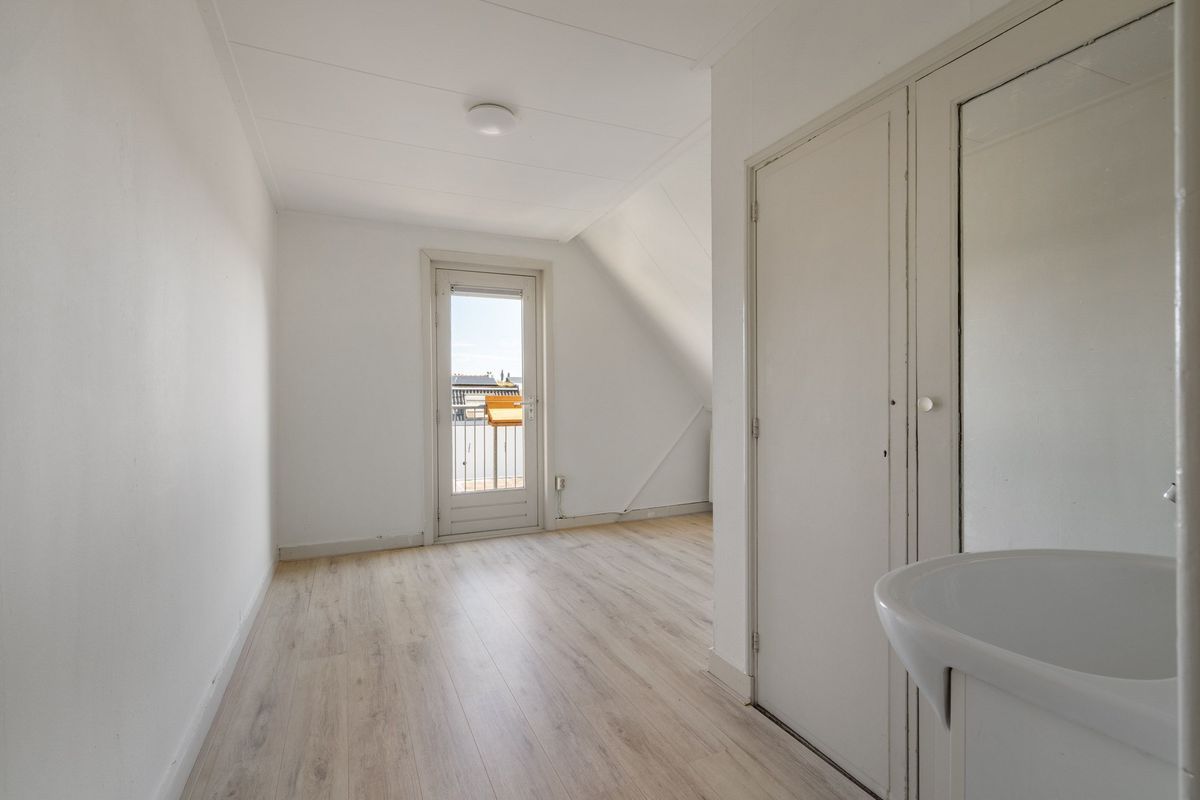 Ginnekenweg 129 - C Photo Blur 16