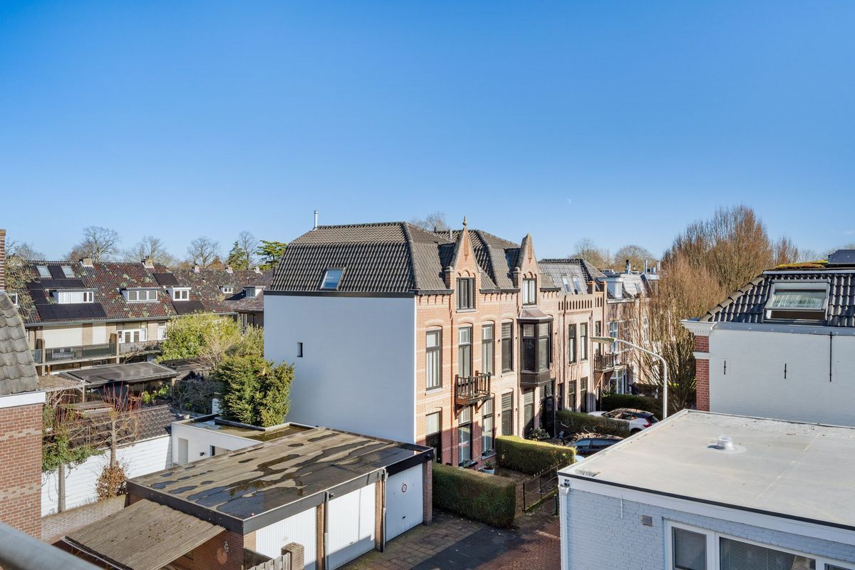 Ginnekenweg 129 - C Photo Blur 20