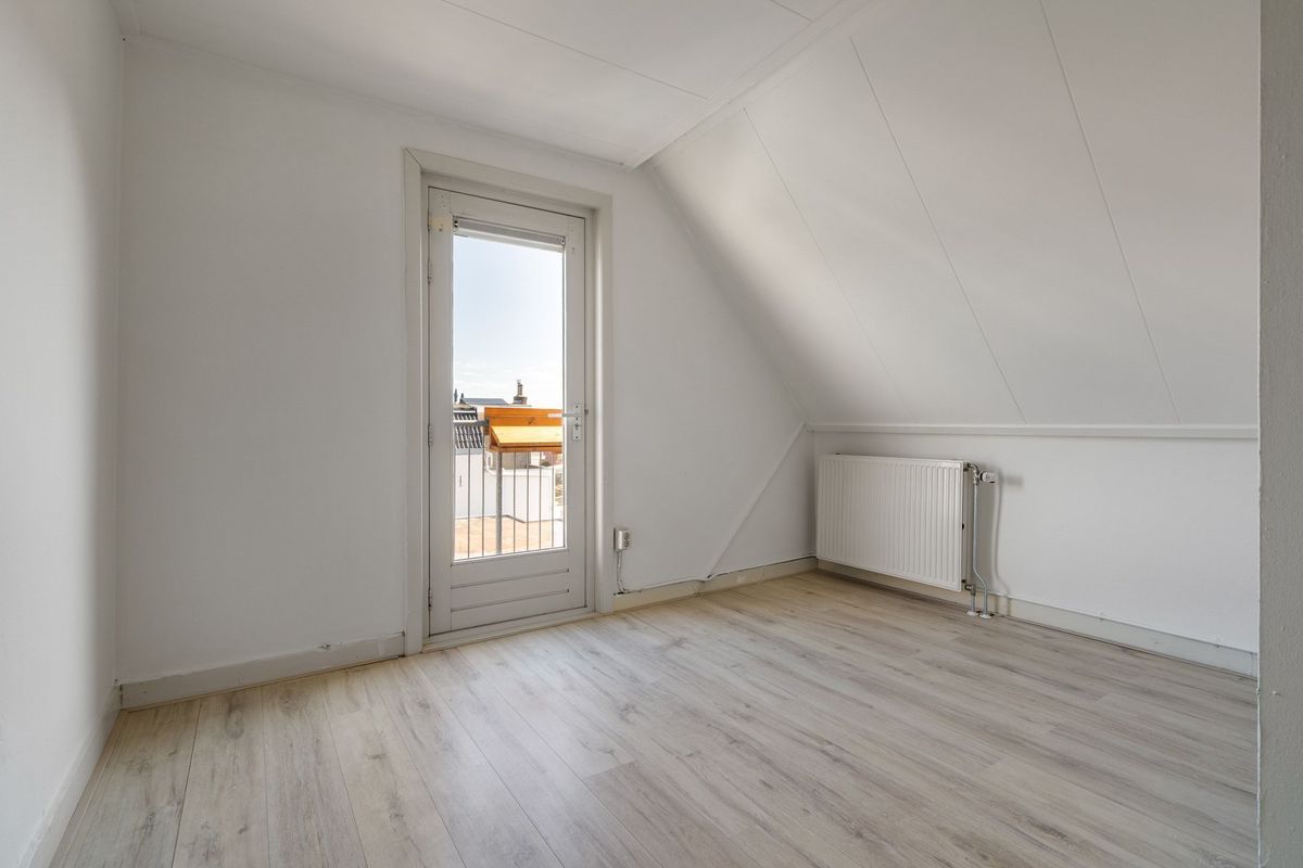 Ginnekenweg 129 - C Photo Blur 17