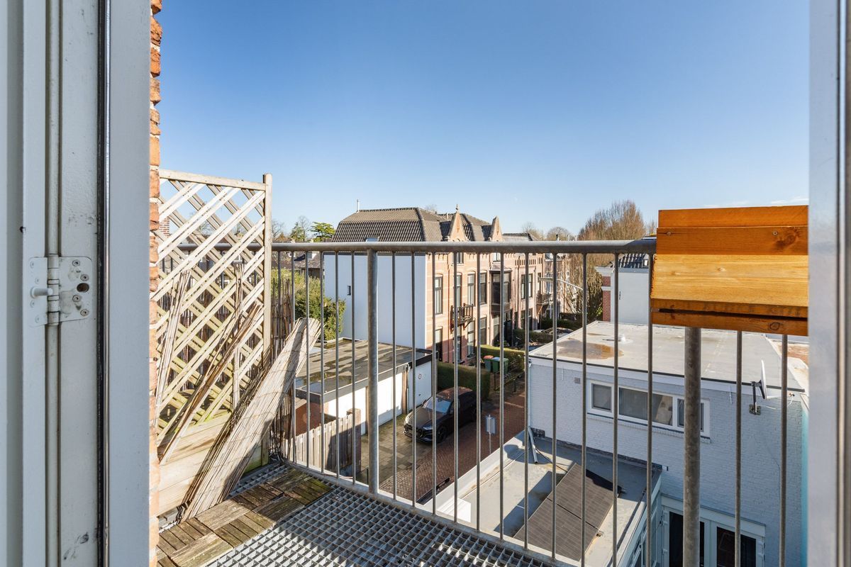 Ginnekenweg 129 - C Photo Blur 18