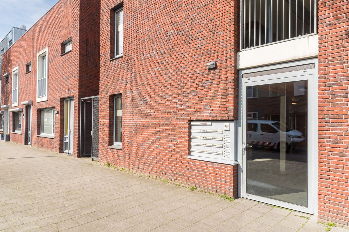 Veestraat 133 - 04 Photo Blur 40