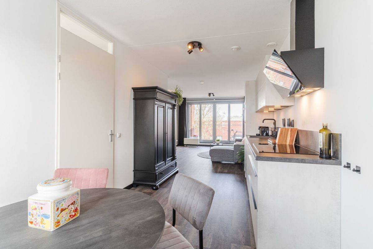 Veestraat 133 - 04 Photo Blur 12