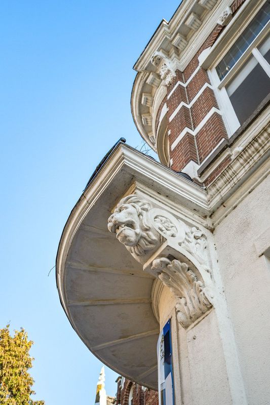 de Roy van Zuidewijnlaan 2 - A Photo Blur 44