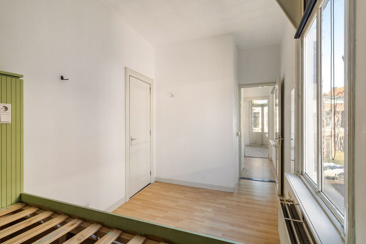 de Roy van Zuidewijnlaan 2 - A Photo Blur 32