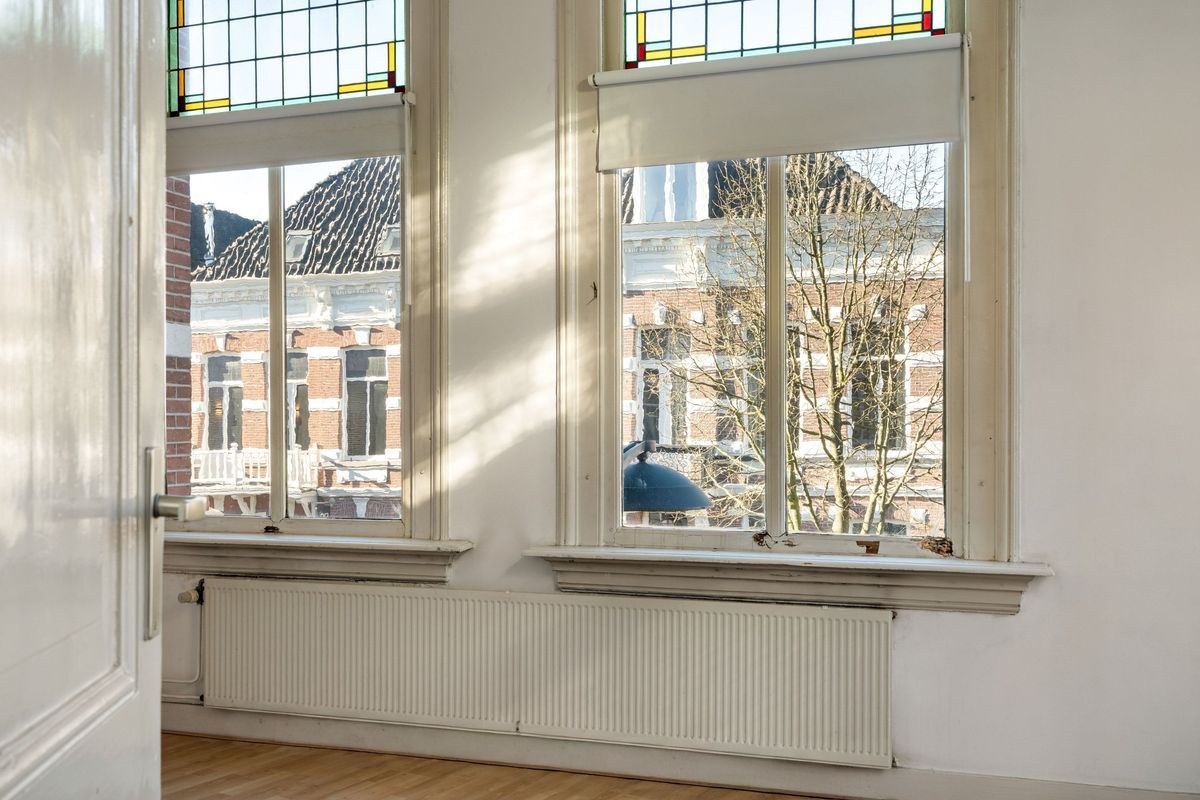 de Roy van Zuidewijnlaan 2 - A Photo Blur 10