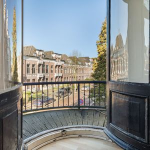 de Roy van Zuidewijnlaan 2 - A Photo 4