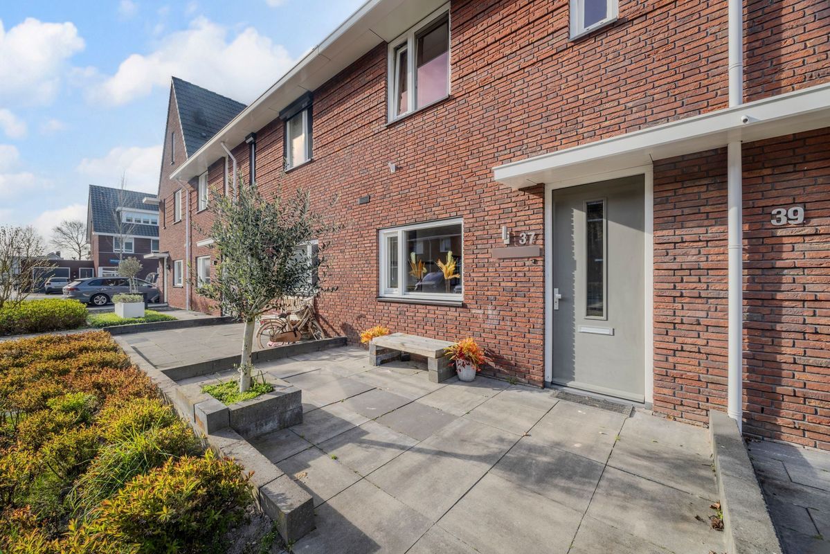 Belle van Zuylenstraat 37 Photo Blur 43