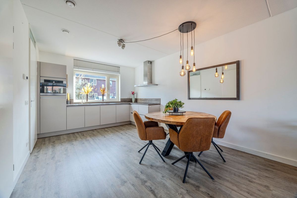 Belle van Zuylenstraat 37 Photo Blur 11