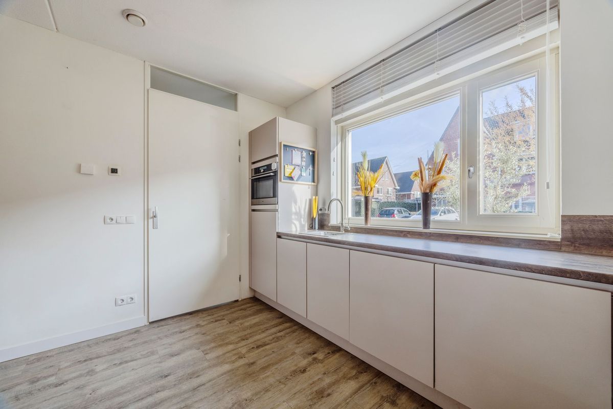 Belle van Zuylenstraat 37 Photo Blur 14