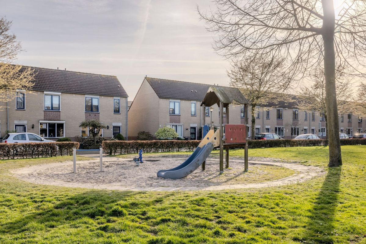 Belle van Zuylenstraat 37 Photo Blur 46