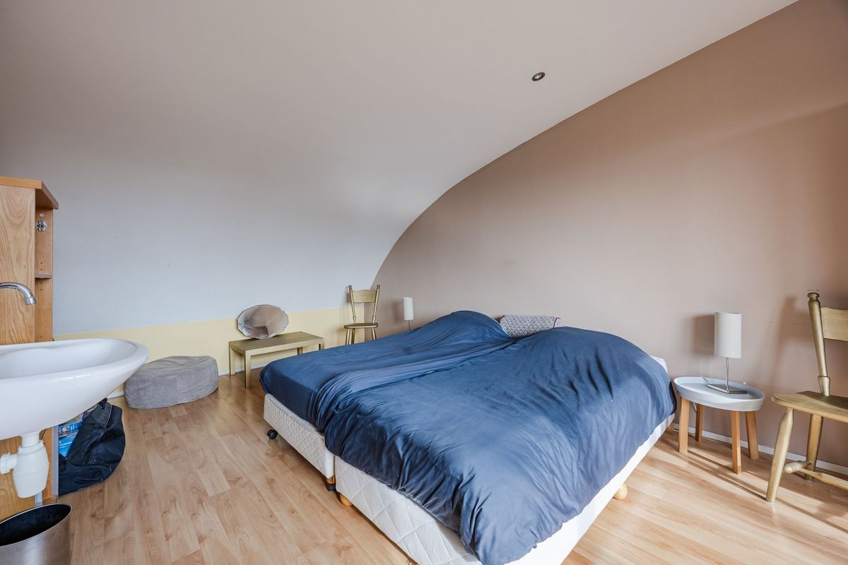 Regenwulp 13 Photo Blur 34