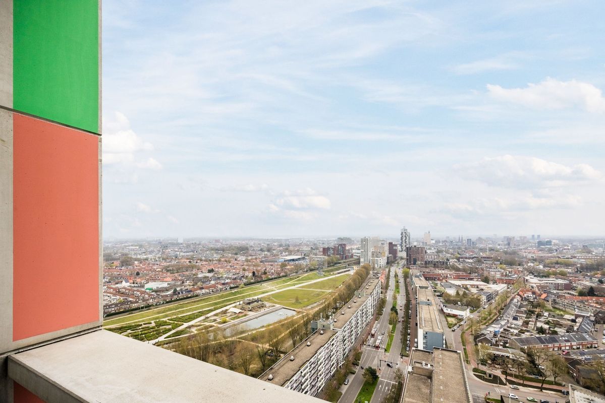 Westpoint 111 Photo Blur 15