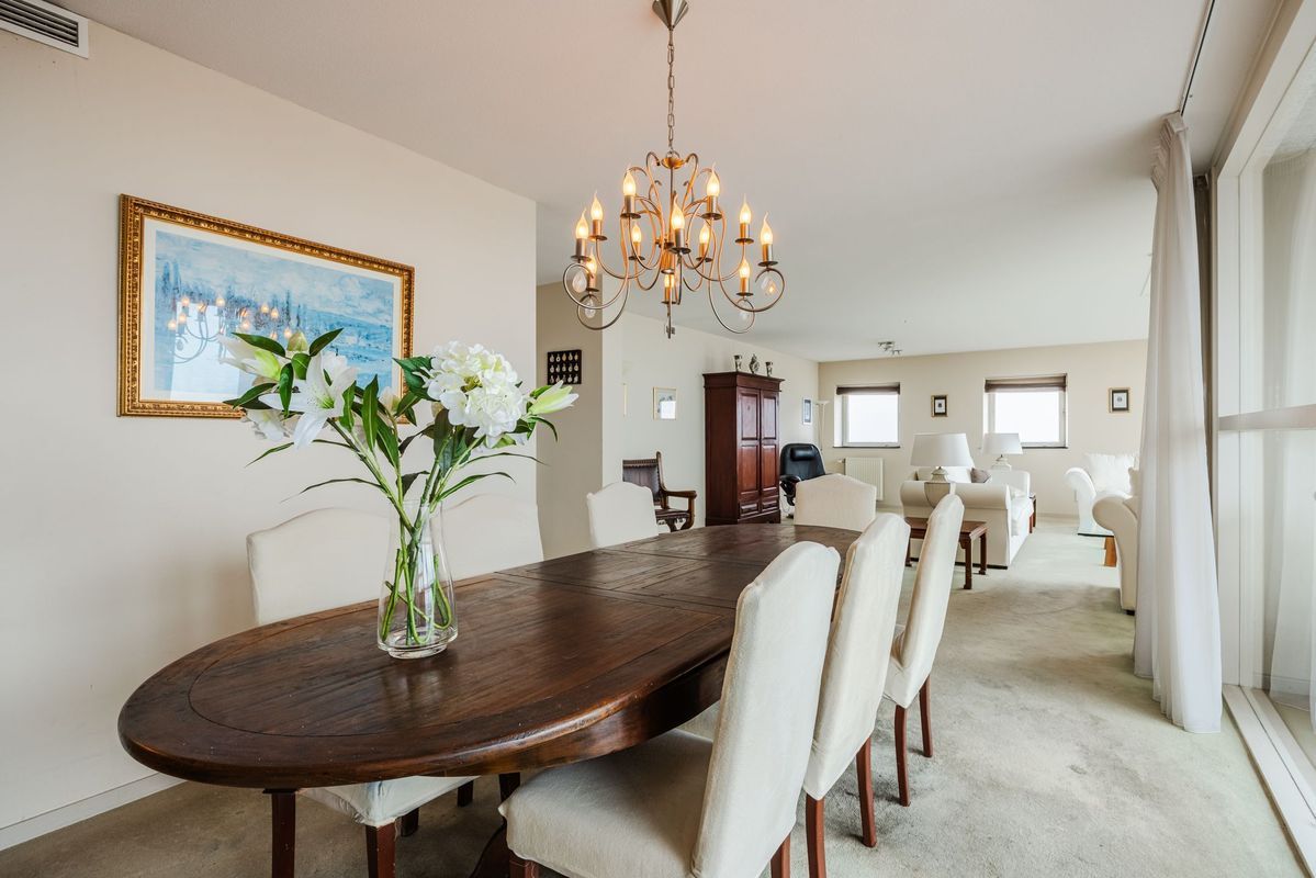 Westpoint 111 Photo Blur 16