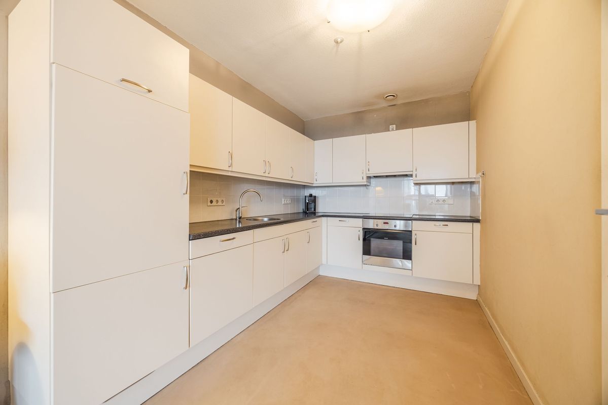 Westpoint 111 Photo Blur 18