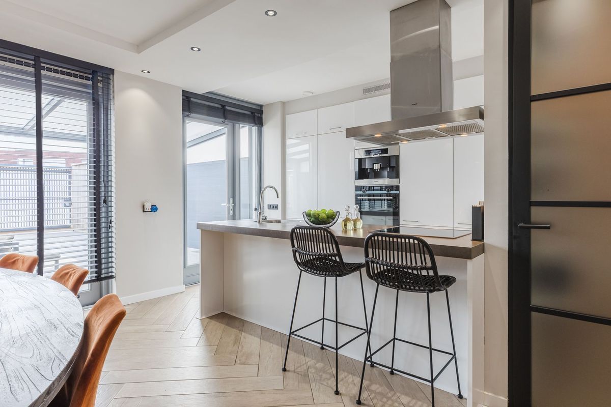 Reinier Claeszenstraat 22 Photo Blur 5