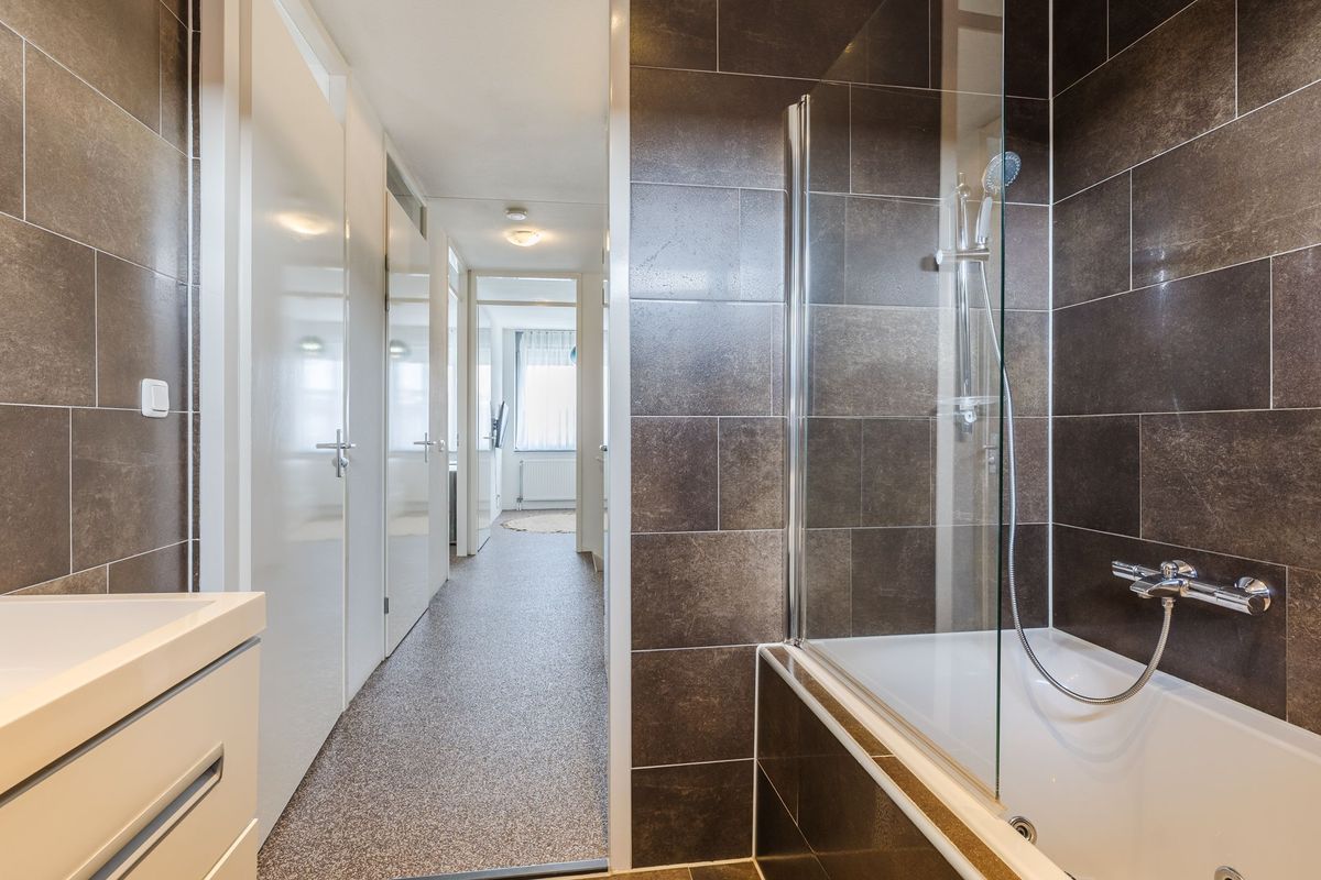 Reinier Claeszenstraat 22 Photo Blur 19