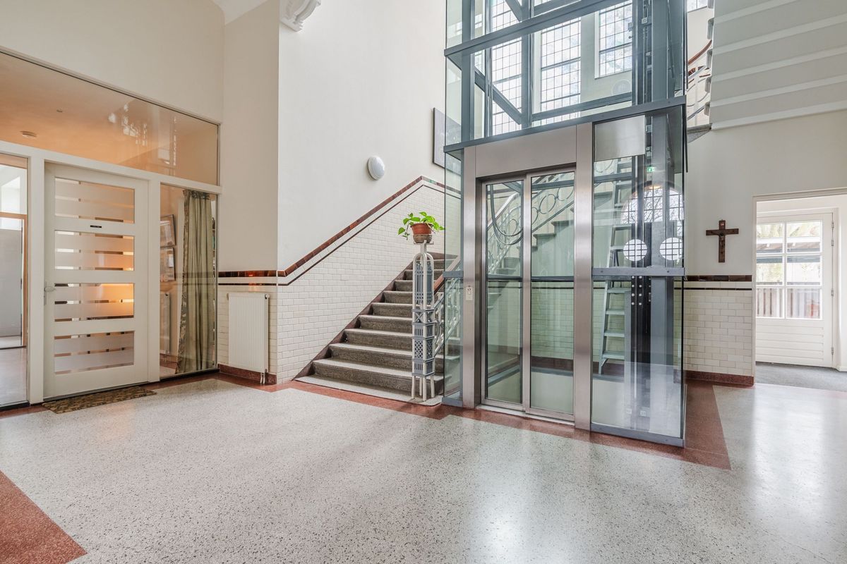 Stationsstraat 19 Photo Blur 5