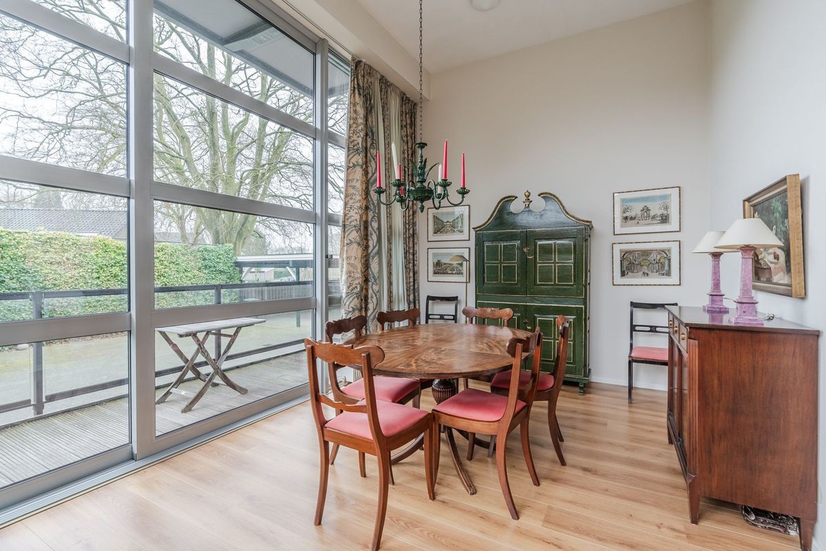 Stationsstraat 19 Photo Blur 21