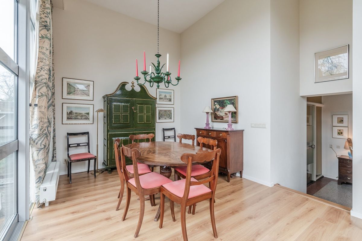 Stationsstraat 19 Photo Blur 22