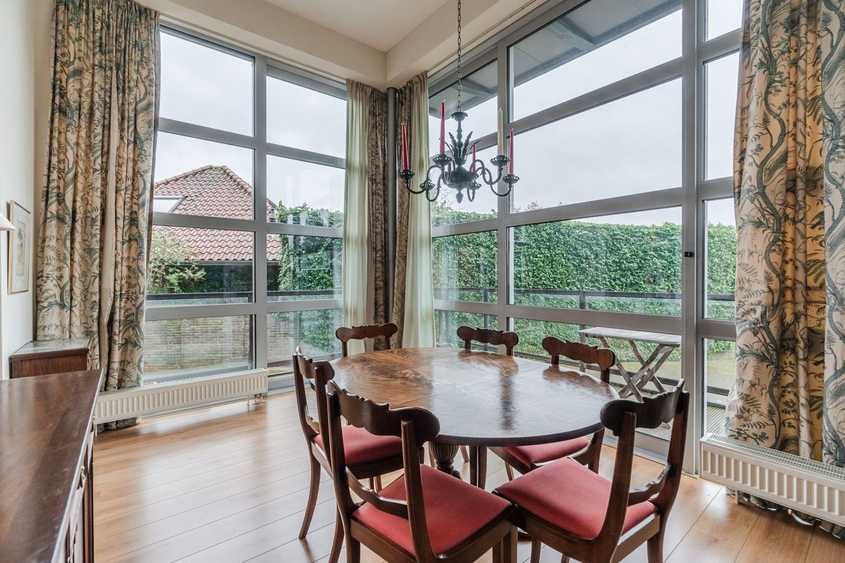 Stationsstraat 19 Photo Blur 24