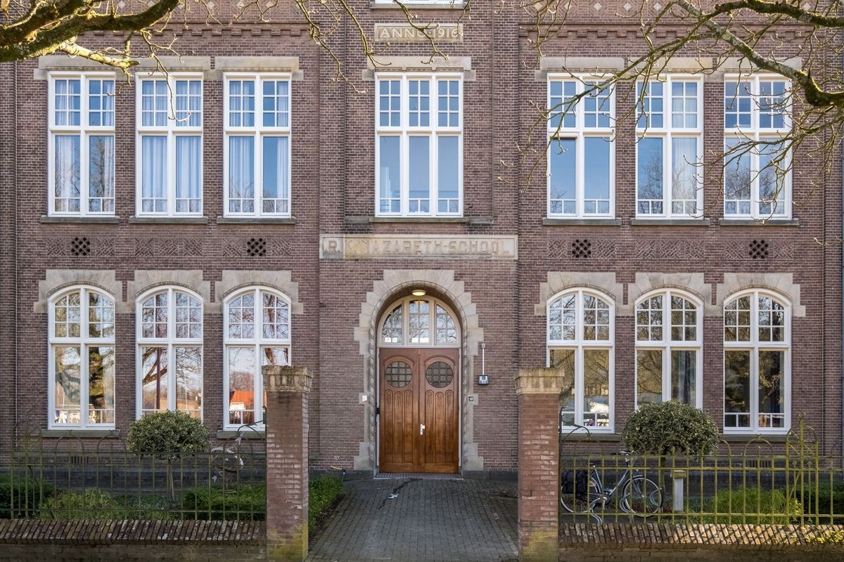 Stationsstraat 19 Photo Blur 3