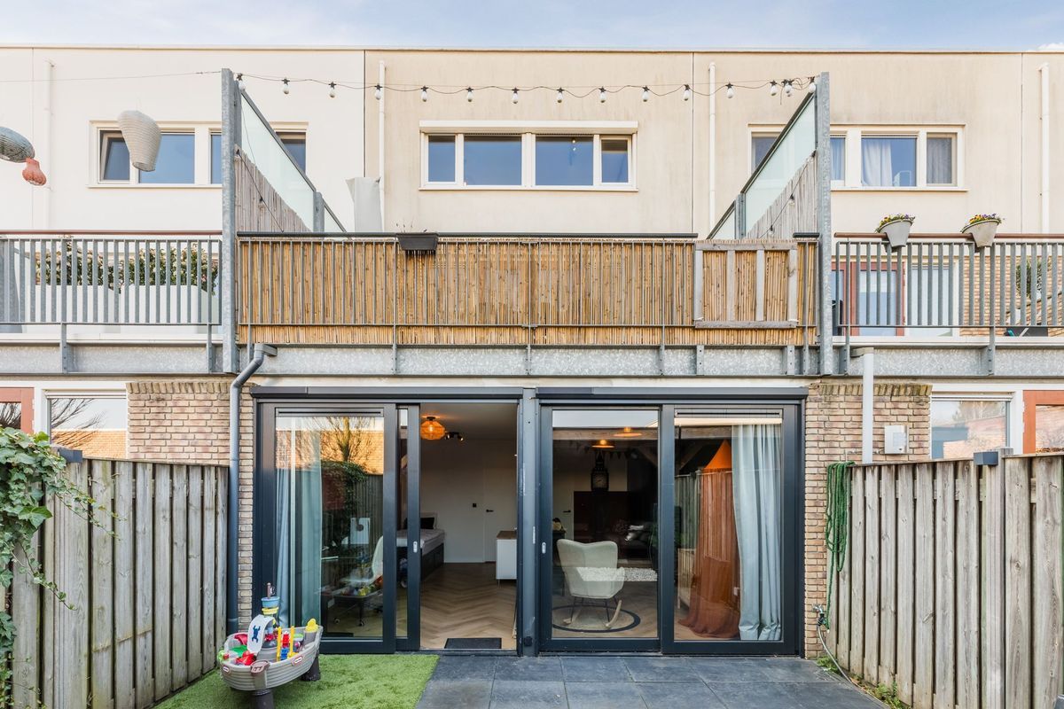 Witte de Withstraat 21 Photo Blur 3