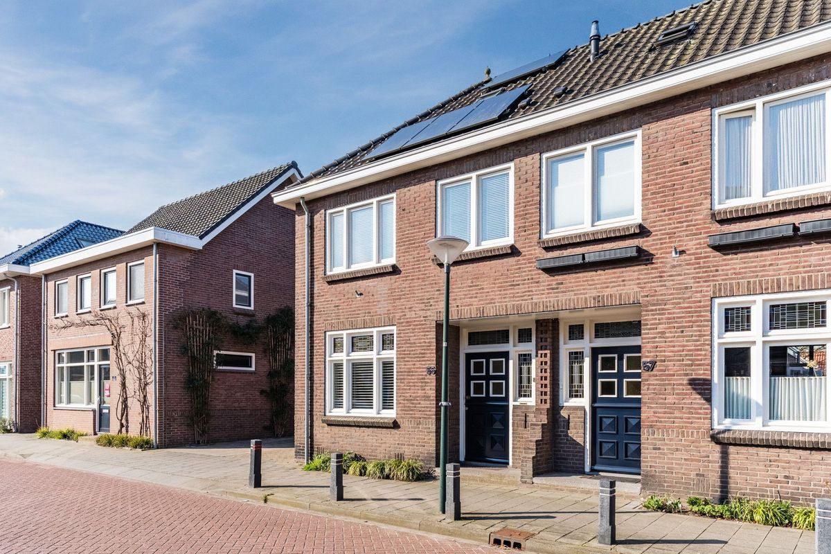 Hulst 55 Photo Blur 8